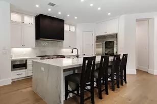 11 Karsten Creek Ct, The Woodlands, TX 77389 - Photo 17