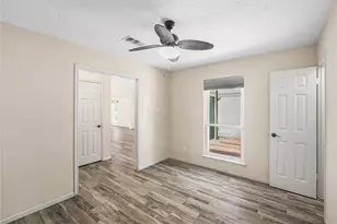 1516 Beaconshire Rd, Houston, TX 77077 - Photo 17