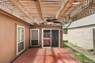 1516 Beaconshire Rd, Houston, TX 77077 - Photo 25