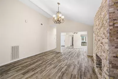 1516 Beaconshire Road, Houston, TX 77077 - Photo 9