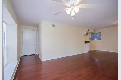 425 Emerson Street #18, Houston, TX 77006 - Photo 3
