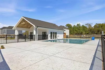 7815 Inwood Hills Lane, Houston, TX 77088 - Photo 35