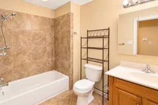 8722 Cherie Grove Cir, Houston, TX 77088 - Photo 13