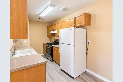 8722 Cherie Grove Circle, Houston, TX 77088 - Photo 7