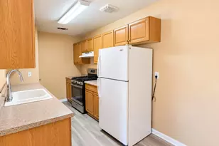 8722 Cherie Grove Cir, Houston, TX 77088 - Photo 7