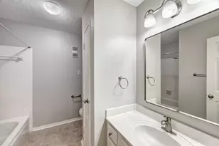 7350 Kirby, Houston, TX 77030 - Photo 21