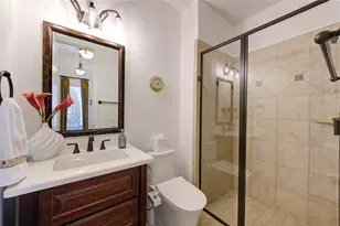 14439 Tivoli Dr, Houston, TX 77077 - Photo 9