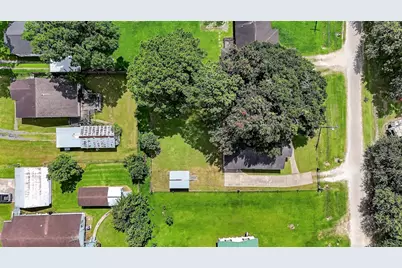 148 W Fear Road, Winnie, TX 77665 - Photo 31