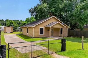 148 W Fear Rd, Winnie, TX 77665 - Photo 1