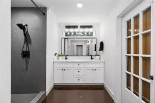 516 W 30th St, Houston, TX 77018 - Photo 29