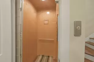 5425 Hidalgo St, Houston, TX 77056 - Photo 5