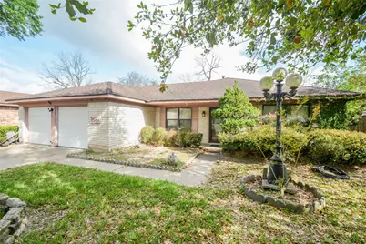 1022 Saddle Rock Drive, Houston, TX 77088 - Photo 3