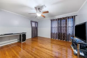 5519 Cheshire Ln, Houston, TX 77092 - Photo 11