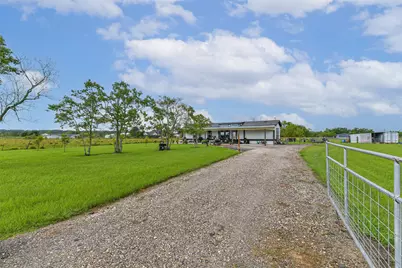 660 County Road 3011, Dayton, TX 77535 - Photo 3
