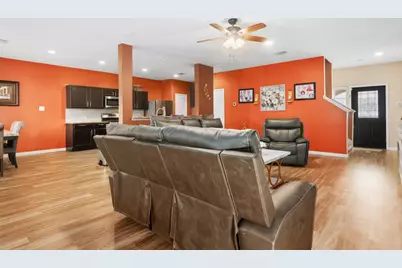 2226 Spring Hollow Drive, Baytown, TX 77521 - Photo 7