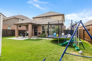 2226 Spring Hollow Dr, Baytown, TX 77521 - Photo 21