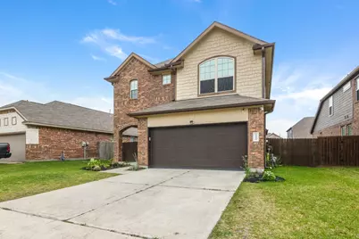 2226 Spring Hollow Drive, Baytown, TX 77521 - Photo 3