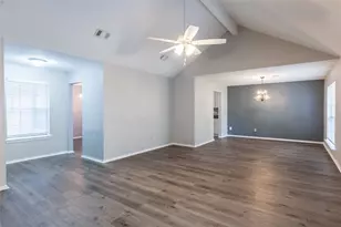 76 Hickory Oak Dr, The Woodlands, TX 77381 - Photo 9