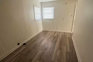 210 S Pecan Dr, Texas City, TX 77591 - Photo 15