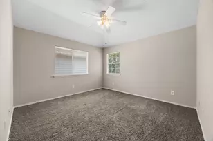 14206 Bonham Oaks Ln, Houston, TX 77047 - Photo 19