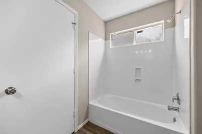 14206 Bonham Oaks Lane, Houston, TX 77047 - Photo 17