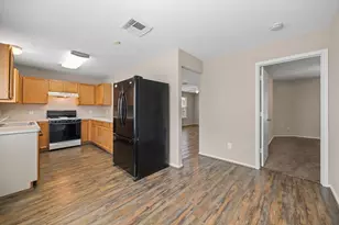 14206 Bonham Oaks Ln, Houston, TX 77047 - Photo 9
