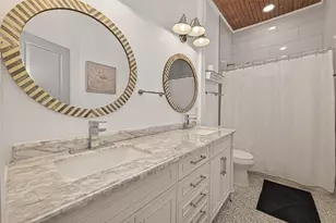 2815 Ball St, Galveston, TX 77550 - Photo 19