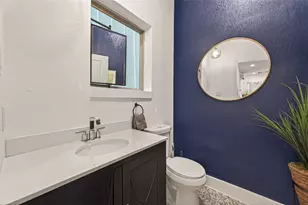 2815 Ball St, Galveston, TX 77550 - Photo 13
