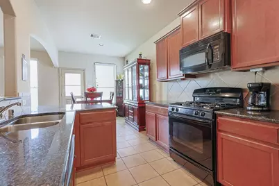 5804 Lawrence Court, Pearland, TX 77584 - Photo 5