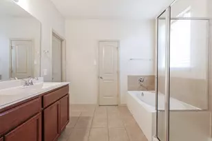 5804 Lawrence Ct, Pearland, TX 77584 - Photo 11