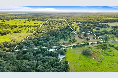 7462 County Road 284, Edna, TX 77957 - Photo 5