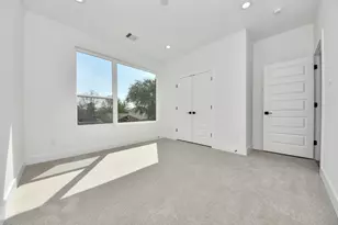 7012 St Augustine St, Houston, TX 77021 - Photo 31