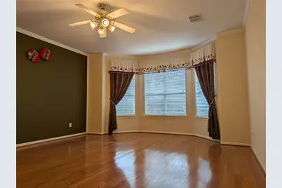 6018 Briar Hill Court, Sugar Land, TX 77479 - Photo 5