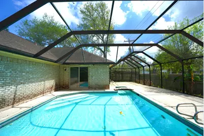 209 Dogwood Street, Lake Jackson, TX 77566 - Photo 9