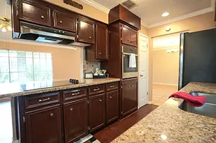 209 Dogwood St, Lake Jackson, TX 77566 - Photo 25