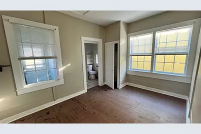 4310 Broadway Street, Galveston, TX 77550 - Photo 9