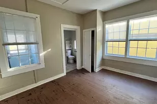 4310 Broadway St, Galveston, TX 77550 - Photo 9