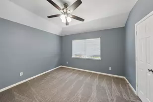 12018 Piney Bend Dr, Tomball, TX 77375 - Photo 17