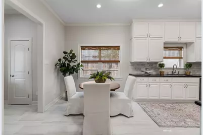 506 Briar Hill Drive, Houston, TX 77042 - Photo 13