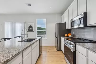 631 Canvas Ave, Fulshear, TX 77441 - Photo 7