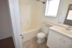 10010 Sugarvine Ln, Tomball, TX 77375 - Photo 11