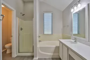 834 Chase View Dr, Bacliff, TX 77518 - Photo 29