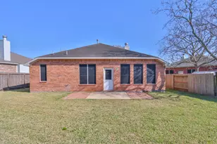 834 Chase View Dr, Bacliff, TX 77518 - Photo 33