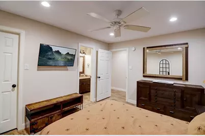 3227 Poe Drive, Montgomery, TX 77356 - Photo 9