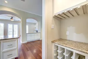 1117 W 18th St, Houston, TX 77008 - Photo 7