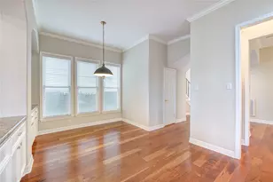 1117 W 18th St, Houston, TX 77008 - Photo 9