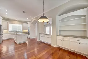 1117 W 18th St, Houston, TX 77008 - Photo 9