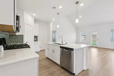 2547 Gray Gale Court, Baytown, TX 77523 - Photo 9