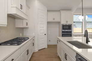 6519 Yellow Rose Ct, Manvel, TX 77578 - Photo 5