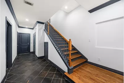 1119 Saint Charles Street, Houston, TX 77003 - Photo 9